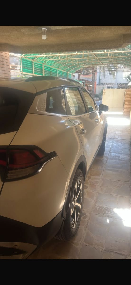 سلام عليكم
للبيع كيا سبورتج موديل 2023
وراد امريكي
سياره فول موصفات 
بنراما 
رادار امامي خلفي
حساسات اماميه خلفيه 
توقيف ذاتي 
تحديد مسار 
شاشه كار بلي 
كامره دواره 360 
كشنات جلد تدفئه 
داخل اسود 
لد امامي ابيض 
لد خلفي 
سياره ماشيه 50km
سياره فول موصفات 
سياره بيها صبغ بنيد وجاملغ بارد فقط 
ايرباك طاك وراجع سستم 
لون ابيض صدفي 
سياره مابيها كل نقص
سعر سياره 208 وبيها مجال بسيط 
رقم بغداد باسمي هزه جديده ورقم جدد
مكاني بغداد حي الخضراء مقابيل العامريه 
الكرخ
***********
