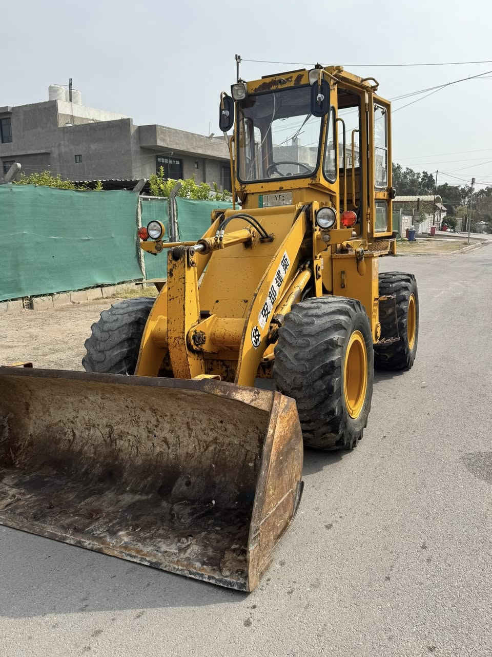 السلام عليكم للبيع شفل فوركاوة حجم 40 موديل 98مامعلاي علة موديلة لصلي رقم نجف مكينة 102  كيرة عل بلاد مامفتوح بي لاكير ولا مكينة ولا مضخات  شفل جاهز من كلشي الف دينار ماذب علي شفل حيل نضيف كهربايتة كلهة شغالة مكينتة ماتنقص بريكة جديد مسوي بل مكان دفع رفع سرعة خير من الله مكاني بغداد العامرية أي ستفسار التصال على الرقم ***********
