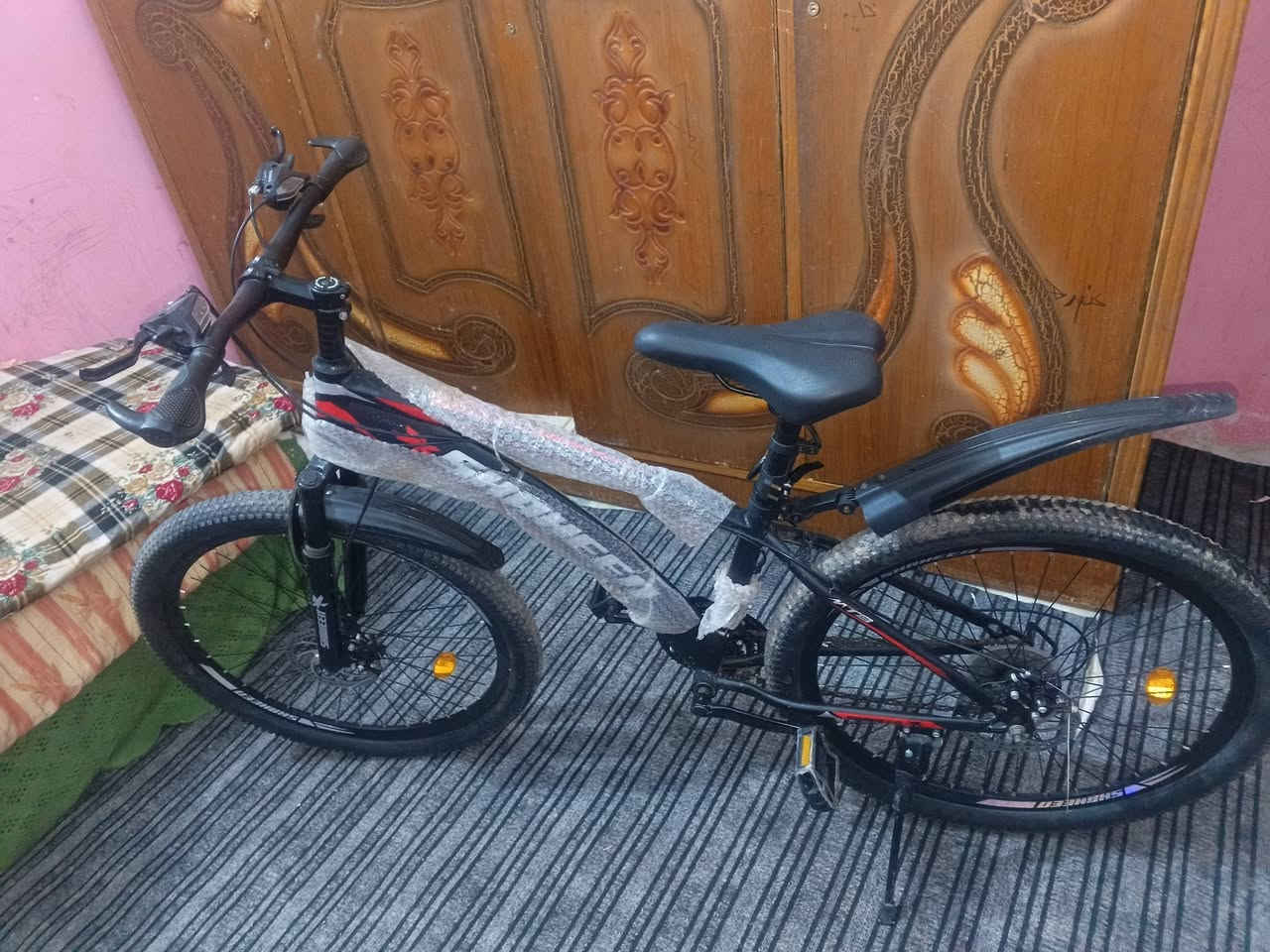 سلام عليكم.
باسكل جبلي. حجم 26. جديد بعده ب جيس. 
ب 130. وبي مجال الشراي. مكاني سوك الشيوخ كرمه بني سعيد


**إذا كنت صاحب هذا الإعلان وتريد حذفه لأي سبب، رجاءا أرسل رسالة إلى الدعم الفني**