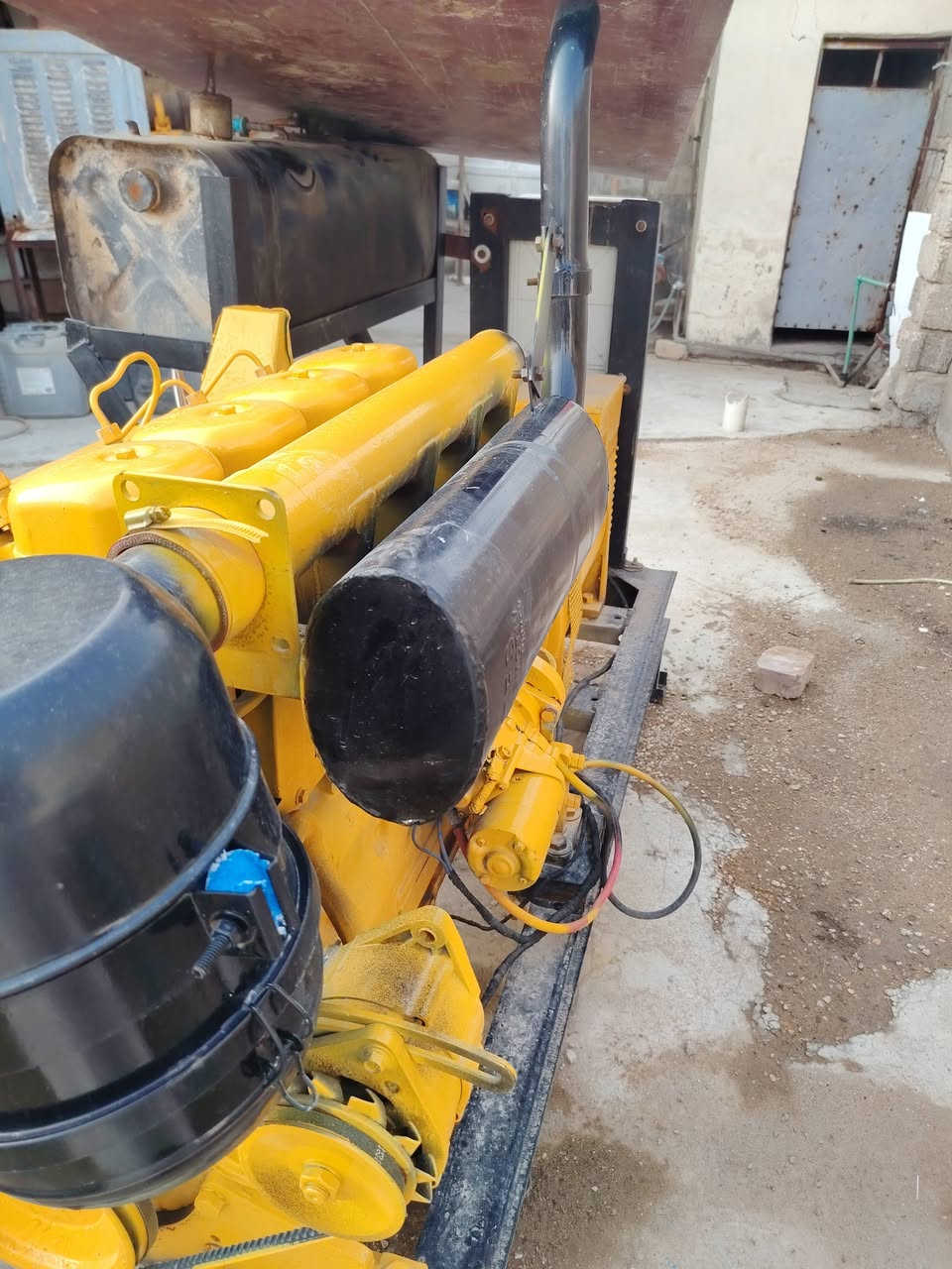 مولد دويز الماني تبريد هواء حلواني 4سلندر راس التوليد سباي ايطالي50kv دبل بولبرن للبيع ديالى بلدروز الاتصال على الرقم***********
