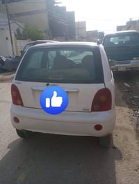 سياره كيوكيو للبيع موديل 2013 مكفوله بيه مكينه كورلا كيراوتوماتيك السع...