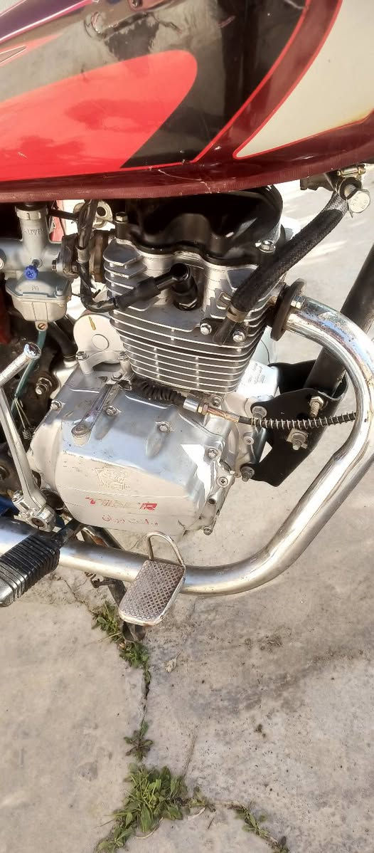 السلام عليكم 

للبيع او مراوس 

تايكر 5 كير 

مديل 19 

محرك شرط ما مفتوح 

نص هندر 

نقص بس كهربائيات تشكل الفيش
 
سعر 340 وبي مجال للطيبين


**إذا كنت صاحب هذا الإعلان وتريد حذفه لأي سبب، رجاءا أرسل رسالة إلى الدعم الفني**