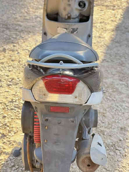 منغولي
قطعه وحده 
٦٠٠ بيهه مجال
***********
فول ملاح فول نعومه 
شلعه ومعدل طيران
