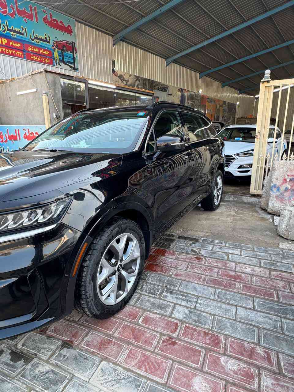 للبيع 
كيا سورنتوا  2021 ex 
رقم بغداد السيارة بأسمي 

الحادث بالسونار موضح بالصور 

‎مواصفاتها :-
. محرك 2500 تيربو
‎اعلى فئه ex
دفع رباعي 
‎ mi(105)ماشيه
‎. بانوراما
‎ بصمة : تشغيل - ابواب - صندوك
صندوك كهرباء
‎ شاشة  تدعم كاربلاي واندرويد اوتو 
‎. انظمة القيادة : سبورت - سمارت - نورمال - ثلوج 
‎كشنات جلد 
‎. اضواء ترحيب عند الاقتراب مع ترحيب 
‎. شحن وايرليس
‎كشنات Vp منفصله
منافذ شحن في الكشنات 
‎. هاند بريك دكمة
‎. اوتو هولد
‎. فول رادارات امامية وخلفية وجانبية
‎. تحديد مسار ذكي
‎. قيادة أليه ذكية
‎. نقطة عمياء
‎. كروز سرعة
‎.تدفئة كشنات 
.اطفاء ذاتي 
‎. كرسي كهربائي 
‎. ويل كب حجم 20 وحساس اطار  
‎.  رادار بالمري وتوقف جانبي عند الدوران الجانبي او الرجوع للخلف 
اشاير بالمري
‎. شاشة لمس 
‎. ستيرن فول تحكمات
بعد بيها مواصفات 
كربلاء المقدسة 
السعر 198 وبيه مجال 
متواجد على الفيس


**إذا كنت صاحب هذا الإعلان وتريد حذفه لأي سبب، رجاءا أرسل رسالة إلى الدعم الفني**