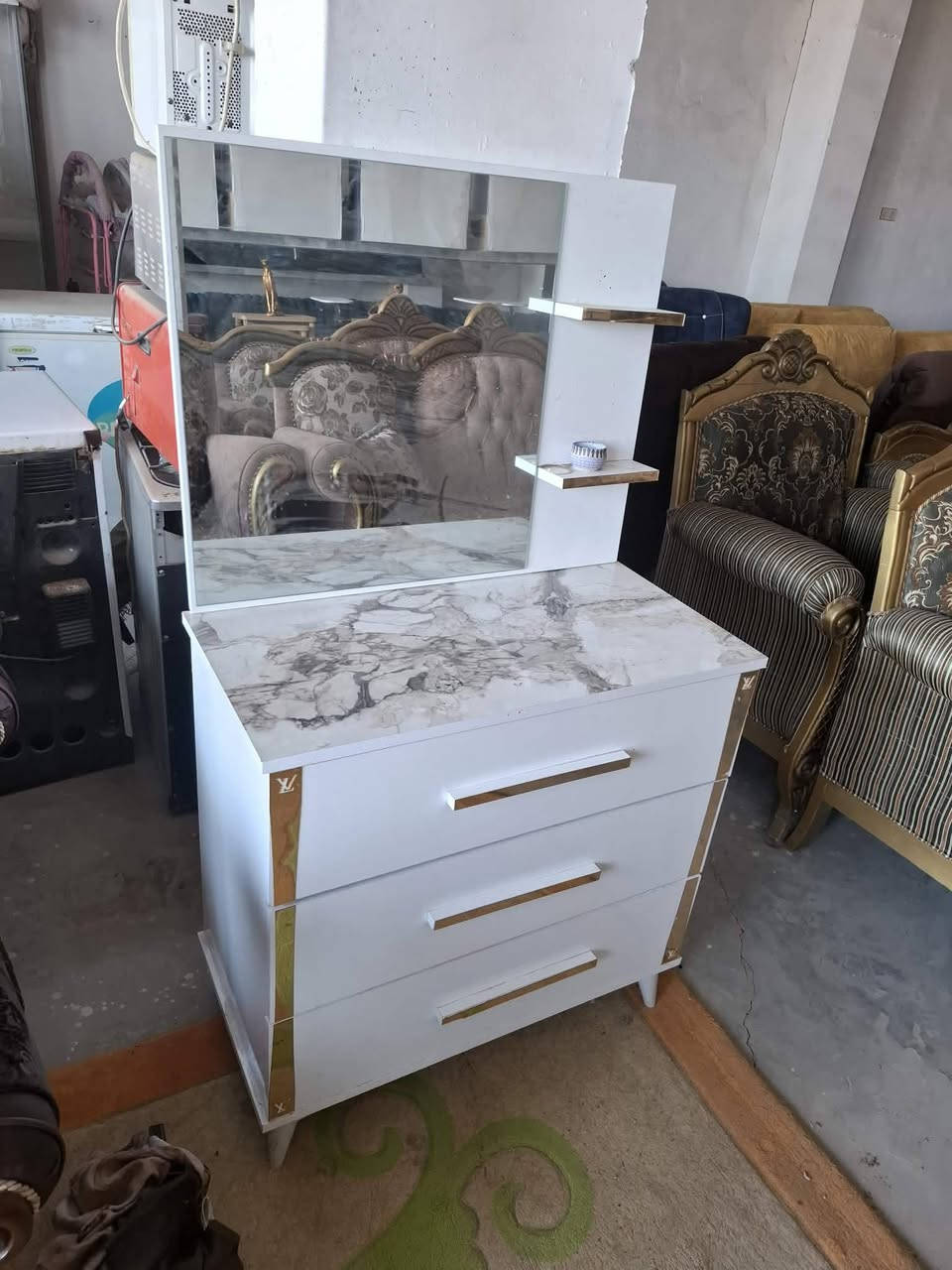 غراض للبيع كلمن وسعره للحجز والاستفسار مراسله خاص ويوجد توصيل داخل بابل واقضيته فقط
دز الصورة للحاجه الي تردونه خاص وتدللون


**إذا كنت صاحب هذا الإعلان وتريد حذفه لأي سبب، رجاءا أرسل رسالة إلى الدعم الفني**