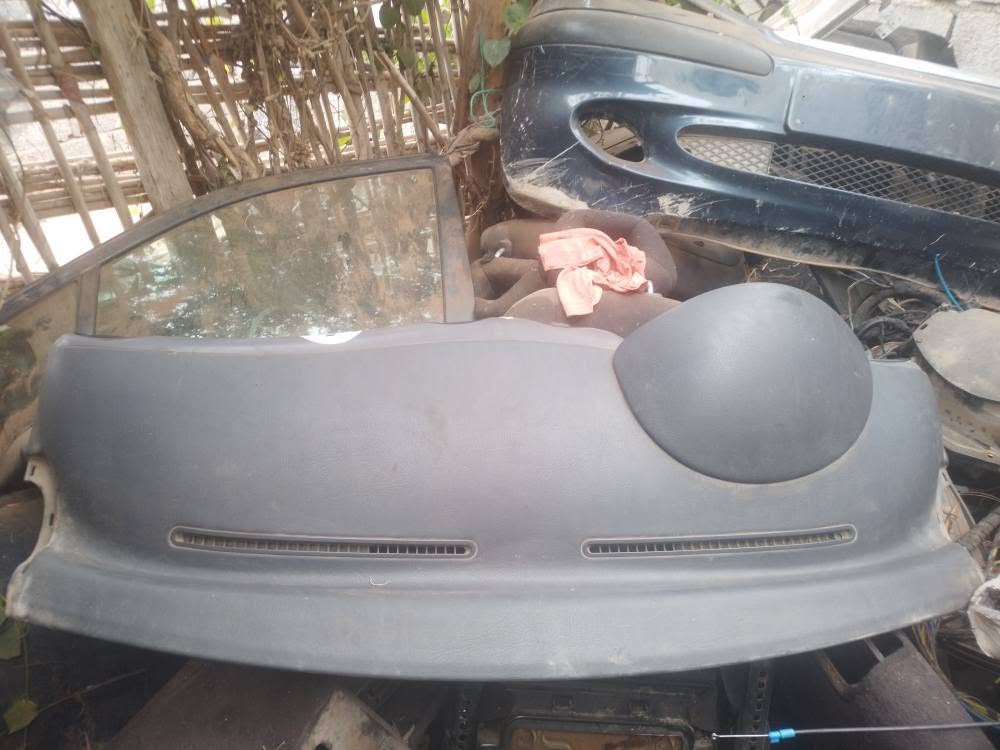 Piece d'origine mercedes 170 classe a 
Et accesoire 067838watsap0243 أولاد زيدان, برشيد


**إذا كنت صاحب هذا الإعلان وتريد حذفه لأي سبب، رجاءا أرسل رسالة إلى الدعم الفني**
