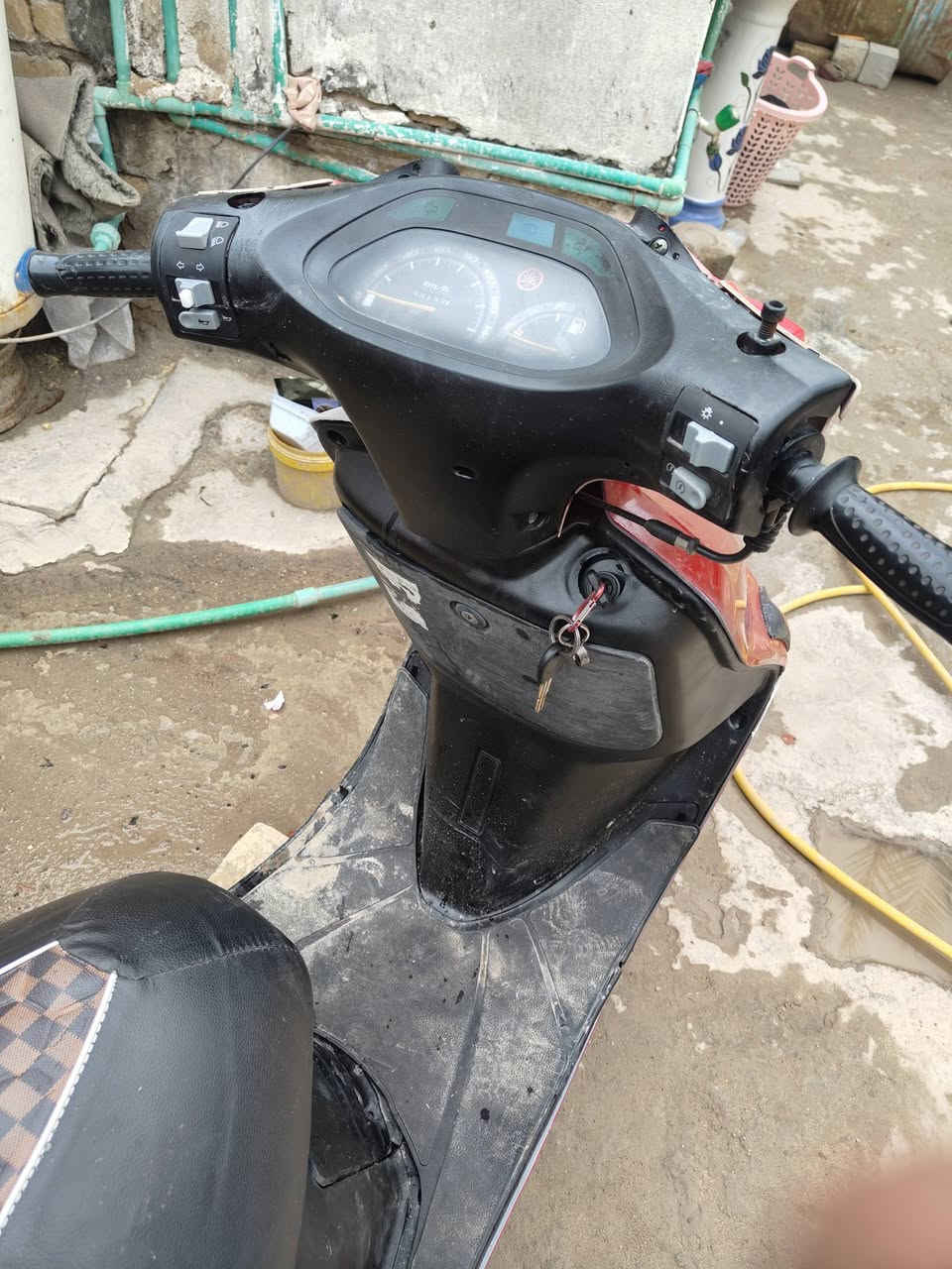 فراشة فحل
دراجه جاهزة كهربائيات شغاله   عايزة بس باتري باتريهة ضعيف  تايراد جدد   دبلات جدد  دراجه جاهزة ونظيفة بيهة لاستيك ولف  وصوت بخرز الكلج  وسعر مناسب جداا جداا 200 وبيهة مجال  تفاصيل خاص او اتصال ***********
