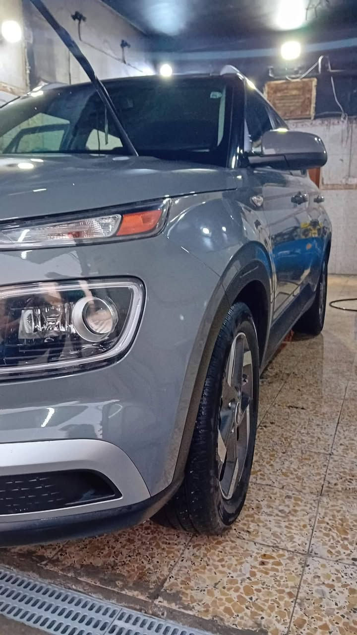 السلام عليكم
للبيع هونداي فينو 21🍏 
رقم اربيل شرط تحويل 
سيارة حادثها ٣ قطع 
حداديه كامله من كلشي ربع ماتصرف عليها 
ماشية ١٠٠ميل 
مواصفاتها 
▪️شاشة جبيرة 
▪️كامرا دوارة 
▪️رادار امامي 
▪️توقف ذاتي 
▪️تحكم جهتين  
وبعد بيها مواصفات 
مكاني بغداد الدوره 
السعر /١٢٠ وبيها مجال 
***********
