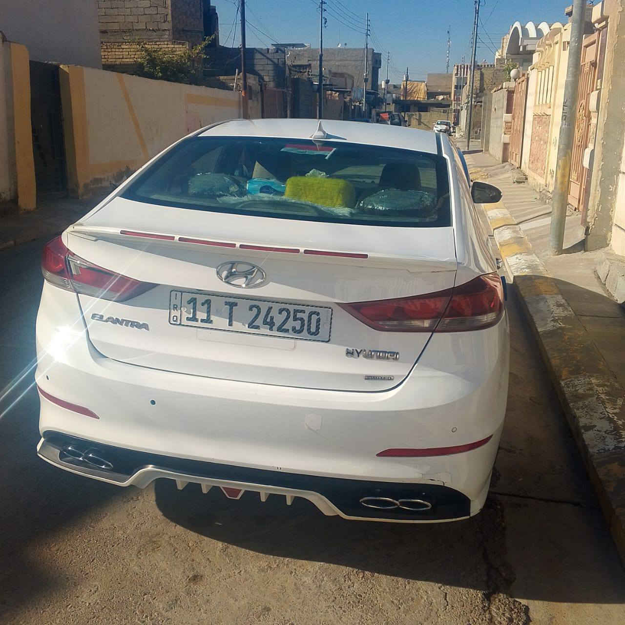 للبيع 
الانتراة موديل 2018خليجي
فول مواصفات عده البصمة
محرك 200دوش بلادي
كير صدر تخم تأير
تبريد ثلج
سيارة جديدة
ضرر بنيد ونص باب اثر شخوط 
سعر 140وبي مجال
رقم بغداد جديد
هزة جديدة
***********

***********
مكان السيارة الانبار فلوجه
