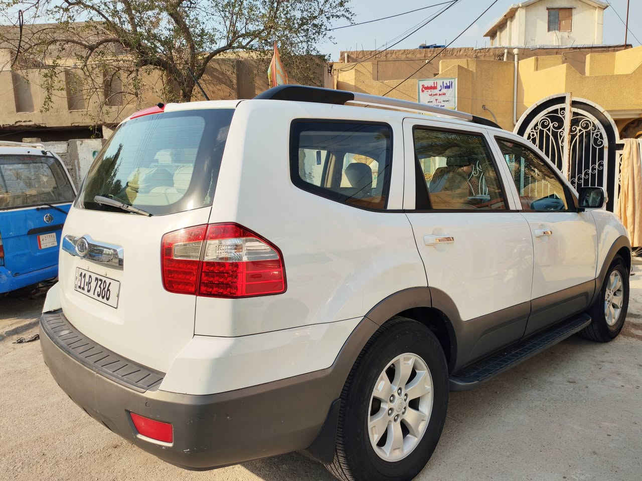 السلام عليكم
كيا موهافي (2010)
خليجي فول مواصفات السعر 127
سياره جديده على وضع الشركه ماشيه 300 الف

مواصفات الفول معروفه فتحت سقف 
7راكب 3قطع تبريد + مركزي بصمه تشغيل /بصمه ابواب /كشنات جلد بيجي كهربائي ستيرن كهربائي
كشن حار /زراك لايت /اشاير بلمري والمري شفط  وقلاب/شاشه بالمرايه صغيره  كاميرا بگ
سياره جديده محرك كير مكفولات 
كهرباىيات تخم تاير حداديه خير من الله لايتات زنون مكفولة من الضربه عده طخات بسيطه.رقم بغداد دولي بأسمي
***********
بغداد حي النصر
