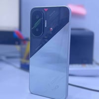 بوكو f7 جهاز جديد كلش ذاكرته 256 بطاريته98 جهاز كلش نضيف يدعم 120بوبجي...