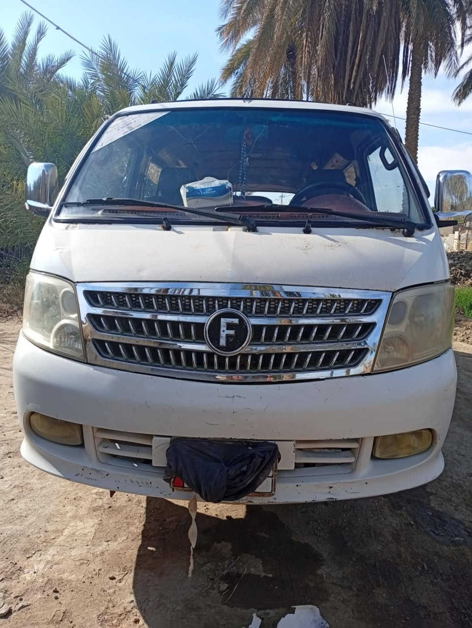 السلام عليكم فوتون موديل 14السياره خير من الله مكينه كفاله وحداديه تخم تاير جديد سياره جاهزة كيروكسن كفله كهربائيت السياره ربع ماذب عليه والله مكلف بل منشوررقم صاحب السيارة ***********بيه واتساب
