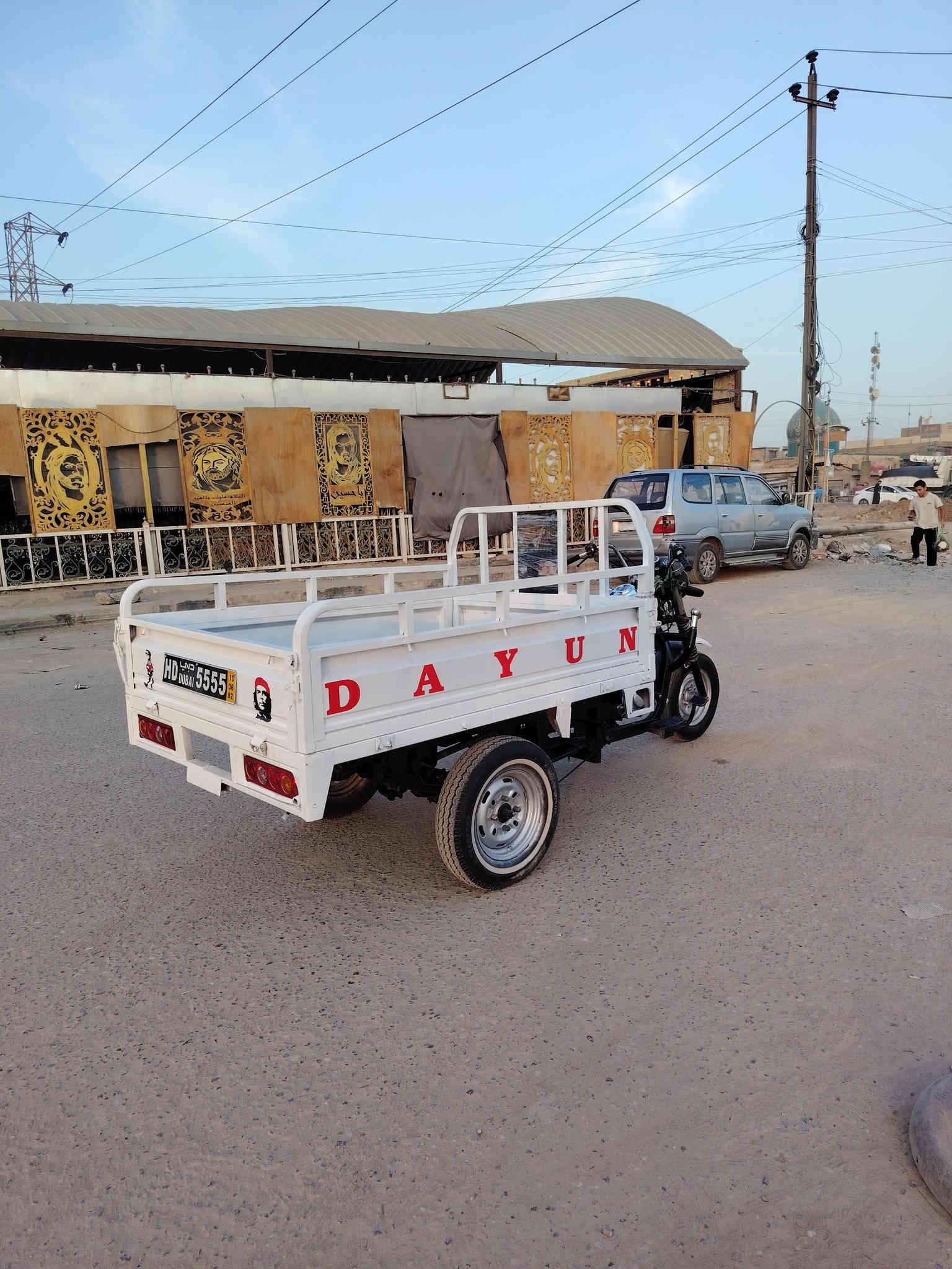 السلا م عليكم ستوته دايون موديل 13 تعمير 25 ستوته خير من الله السعر 1600 مليون وستميه وبيها مجال وهاذه رقمي بيه وتساب ***********
