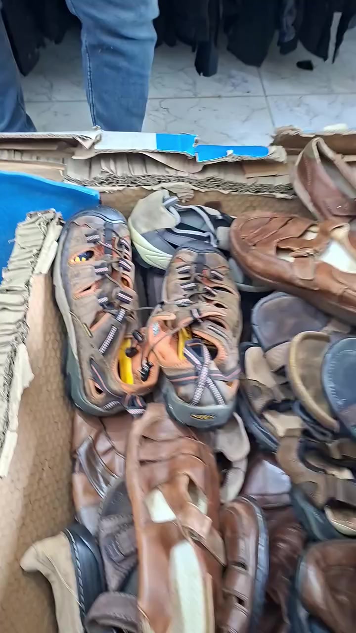 الآن فتح جركز جلد رجالي ماركات ايطالي  فول نظافة و ترانشوز شبابي نسائي براندات قياست ٣٦ و ٣٧ و ٣٨ و ٣٩
( محل بالات ميلانو ١ للملابس الرجالية )
عنوان المحل :- الرفاعي شارع ٤٠ المحلات الجديدة (الاستثمار)


**إذا كنت صاحب هذا الإعلان وتريد حذفه لأي سبب، رجاءا أرسل رسالة إلى الدعم الفني**