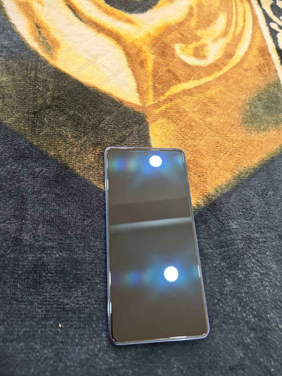 جهاز هونر X7B.    المواصفات+التفاصيل +السعر.                            1-جهاز هونر                                2- فول نضافه                     3-حجم البطاريه. 5000 ملي امبير.                                 4-شاحنه بقدره 35Wt. 5-ياتي بمعالج سناب دراغون 680 معالج قوي جدا                6-وياتي بشاشه كبيرة المقاس. بحجم. 6.7انش من نو LCD       7- وياتي بكامرتين جميلتان جدا لتصوير   وتاتي بدقه. 108  بكسل                                  8- وياتي بذاكره256جيجيا             9- وياتي بلون مميز هو (الاخضر الزمردي)                                    10- وياتي برام كبير وواسع.  8                                  11-  مع  شاحنه و2 حافظات او كفرات                                  وسعره. 165 الف دينار   مكان النجف حي النداء.   الرقم لتواصل.                                                   ***********
