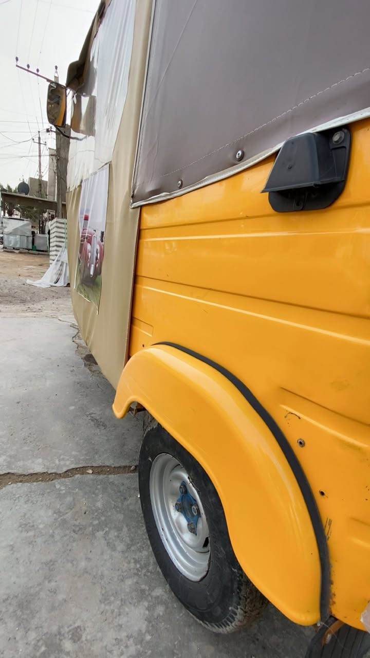 سلام عليكم تكتك للبيع 2019 رقم وسنويه جديد تحويل بس سحب ستماره بدون هزه كامله كشر كفله  عامه مابيه قطرت صبغ ولا ضربه بلدي مكينه مكفوله من تنقيط وتبخير تكتك جاهزه مجهزه عده بديات طليب سعر سبعه ملين وربع 7250 بيها مجال مكاني بغداد جديده رقمي *********** /
