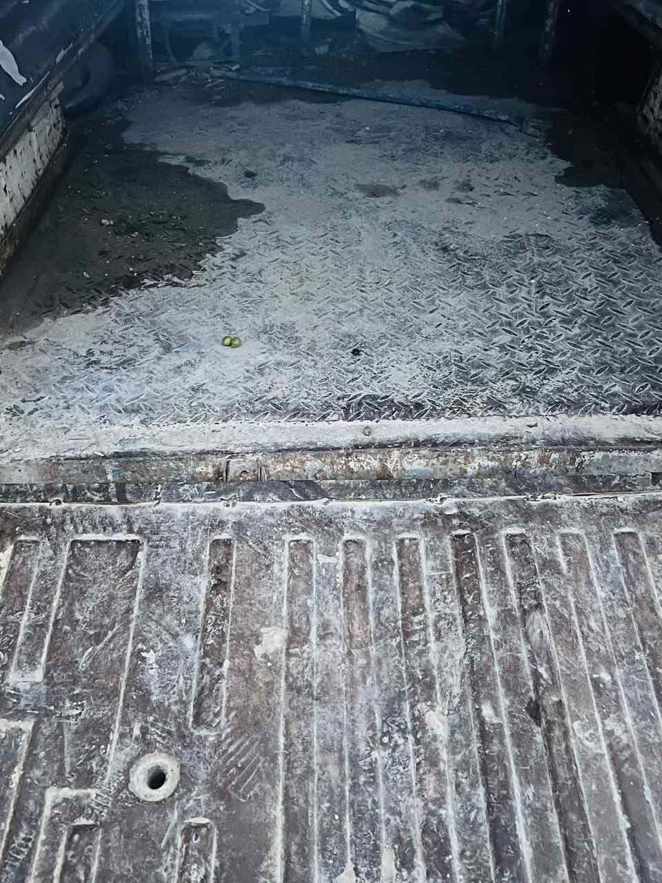 واز ٨٨ونس كير عادي  سعر واحد وربع العنوان بغداد سبع قصور رقم ***********
