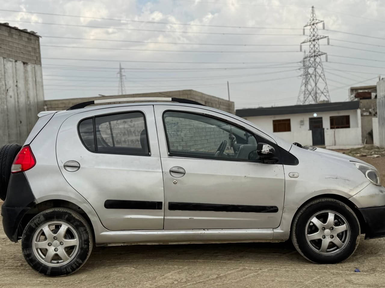 جیلی gx2
مۆدێڵ 2013 تەبرید سارد وگەرم بێ بۆیاخ
گێڕ مەکینە و کارەبای کامل بەشەرت 
سعر 29 معامەلە  ژ.م ***********
*********** السليمانية, العراق
