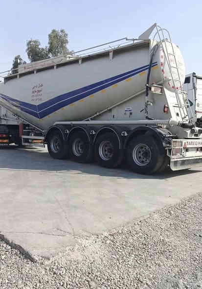 سايلو طارق حاجي للبيع اربع  دناكير تايرات نص عمر دويز وضاغطه مضبوط جاهز للشغل فصخ وربط مرور سليمانيى السعر 355 للاستفسار***********
