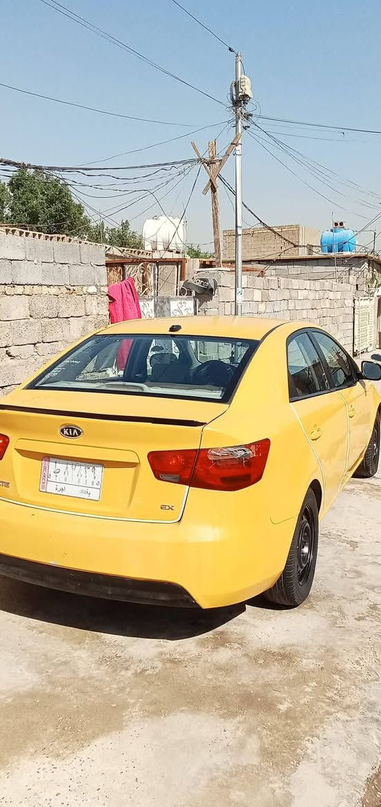 السلام عليكم ورحمة الله فورتي للبيع 10وارد أمريكي حادثها بسيط بنيد مبدل طخة بالجاملغ  الأيمن الباقي كفالة المكان بغداد السعر 88 وبيها مجال نظامEco اقتصادي مراوس اراوس *********** واتساب
