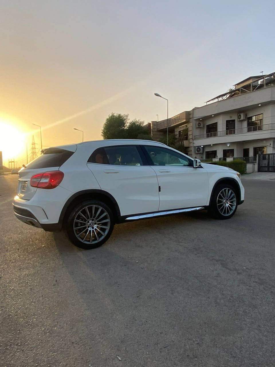 مارسدس GLA 250
موديل ٢٠٢٠
ابيض 
ماشيه ٦٥ الف ميل
بجم و خلف كبس 
بدون دواخل بدون ايرباك 
مكفوله كير و محرك 
فول عدا بانوراما 
بصمة ابواب
بصمة تشغيل 
كشنات كهرباء و جلد و تدفئة 
شاشة و كاميرة و حساس
گير سبورت شفت
صندوق كهربائي شفت 
سعر ١٦٥ $
جاملغ + باب سكن صبغ أربيل, العراق


**إذا كنت صاحب هذا الإعلان وتريد حذفه لأي سبب، رجاءا أرسل رسالة إلى الدعم الفني**