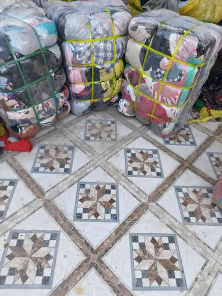 بالات للبيع، سويتر ،  قمصله بناتي رمج اطفال ستريج نسائي، ***********
