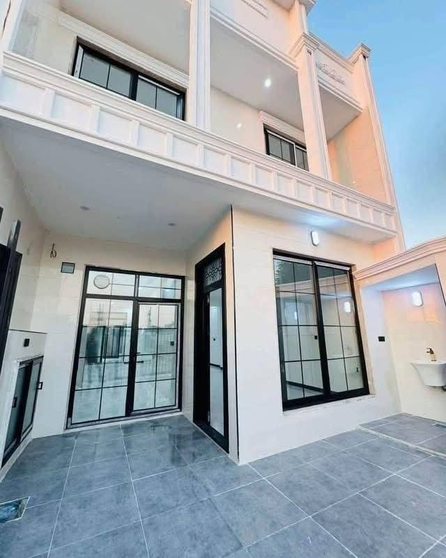 #عقارات_حبيب_علي  
🔸سند طابو يتسجل بإسم اي عراقي
📍أربيل- منزلين لبيع مجمع اشتي1 

➖مساحة 125M+125M طابقين 
يتكون⤵️
➖4غرف نوم 
➖استقبال-صاله-مطبخ-مجموعه صحيات-كراج
***********
***********
لمشاهدة الفيديو والسعر والباقي من العروضات ادخل للقناة رابط القناة👇
https://t.me/habeb2ali

#عقارات_اربيل #شقق_للبيع_اربيل #بيو_لبيع_اربيل  #فلل_للبيع_اربيل #مجمعات_سكنية_اربيل
 #عقارات_كردستان  
#استثمار_عقاري_اربيل #عقارات_بغداد_سليمانية_اربيل  #عقارات_شمال_العراق  

8 دفتر 40 ورقه
