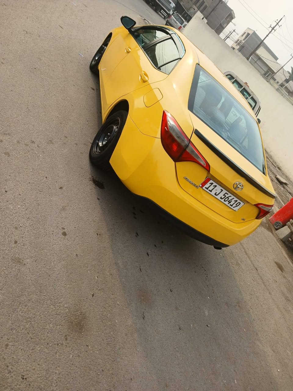 اسلام عليكم كورلا ٢٠١٥ بسمي مصفره هيه وغرامات رقم بغداد نكليزي محرك ١٨٠٠ جديد كير جديد تخم تاير جديد سياره جاهزه وخير من الله حدثها جاملغ امامي وبيها باب خلف اسايق مبدل بدون دواخل  اسعر ١١٠ وبيها مجال الطيبين، (***********)   عل خاص ماارد
