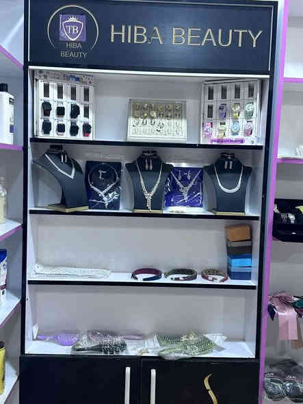 سلام عليكم 
رفوف للبيع 

السعر واحد ب50الف 

العنوان الرمادي

***********
