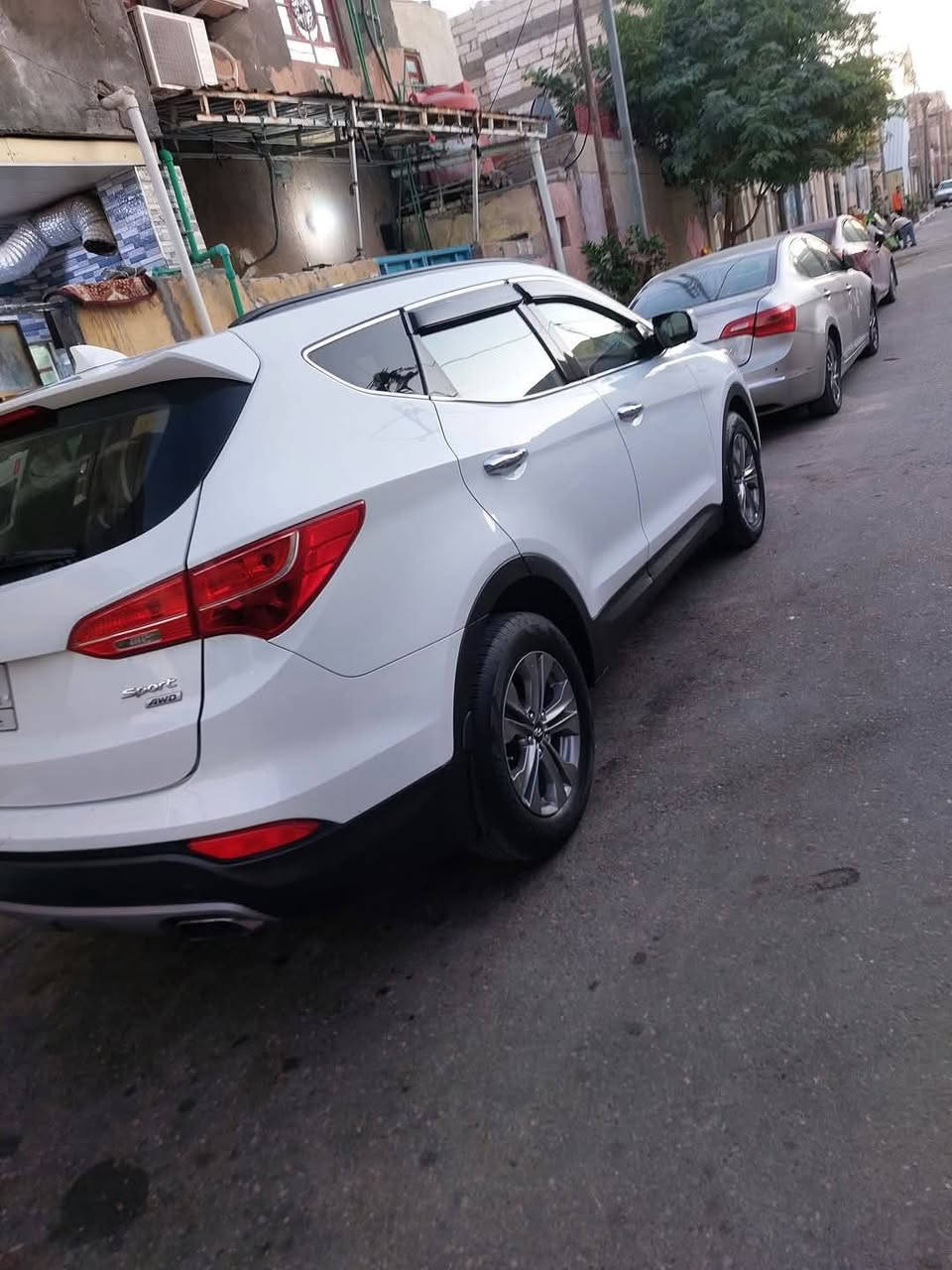 السلام.عليكم سنتافي.موديل16
فول1/1 لمتد رقم بغداد بسمي سنوية ل28

مكينه.كير  تبريد تدفئة تخم تاير  خير من الله يرادلهه.فقط ترتيب حدادة الصدر شوي مو.تمام

مكينه2400/4

حادثهه مقدمة البنيد فقط  وصبغ باب خلف السايق اثر جراد

والباقي كفالة للبيع.والمراوس شعدك مراوس تعال خاص

ويفضل ب سياره عالية.هم

مكاني بصرة السعر 

150

للاستفسار اكثر

***********

***********
