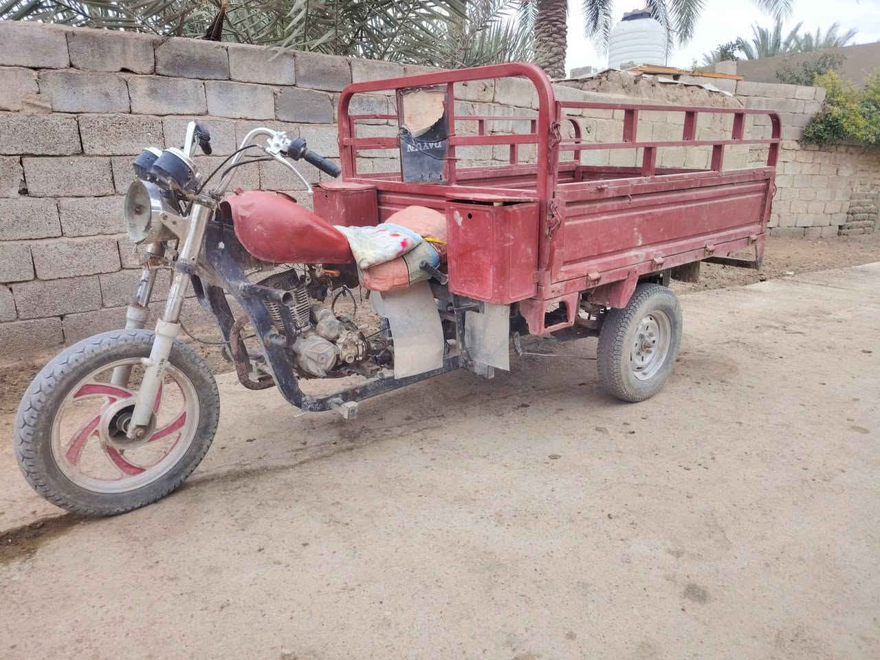 ستوته للبيع شغاله كامله مكاني ديالى السعر ٤٥٠ وبيها مجال ***********
