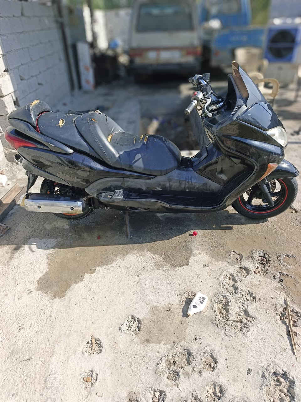 سلام عليكم للبيع  فورزه صفر 8دراجه حلوة شلعه معدل 130مابيه نقص محرك خير من الله  كلجات خلفي امامي جديده سعر 750وبيه مجال  للستفسار *********** بيه واتساب مكاني بغداد ابو غريب يم جامع عثمان
