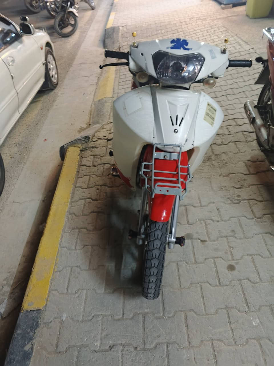 ماطور للبيع سرفيز كله شغال كامل مكمل دبل دسك بلدي كله كوري  سعر خاص او تصال ***********
