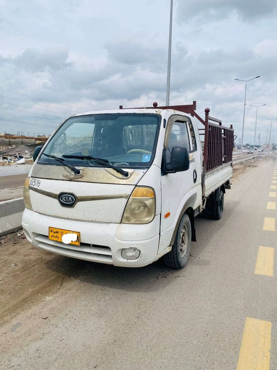 السلام عليكم كيا موديل 2007 بغداد بدون تحويل السعر 40 //,,(***********)
