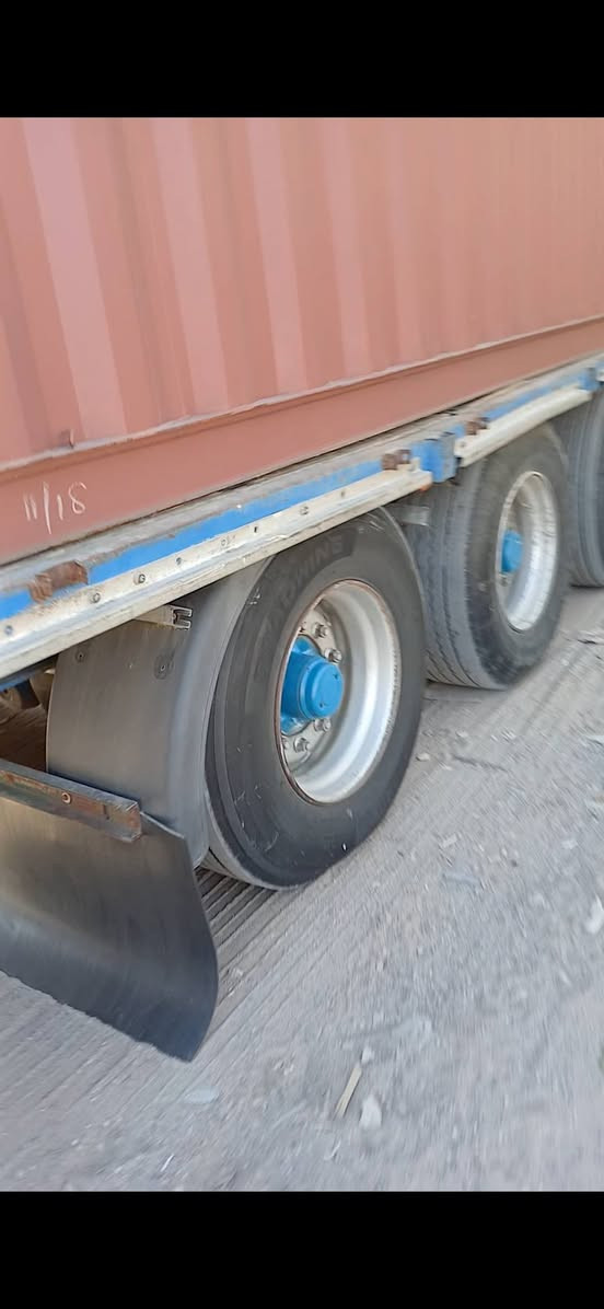 ياالله سلام عليكم عربانه البيع اوربيه مكفوله كفاله عامه طخم تاير طوله 13و60 دناكيرسابمه بنز فول كهربائيآت بريك هواه كله شغاله مطبخ وثلاجه وصناديك سعر تصال عرقم ***********
