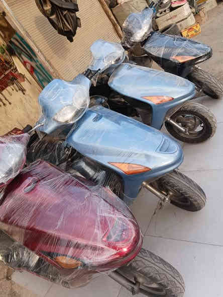 تم وصول دراجات حاويه
السعر 650
العنوان الشاميه قرب فلكه الشاميه 
إتصال ***********
