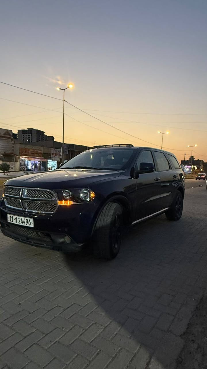 هذا نص إعلان مرتب وأقوى للنشر:

دورانجو 2013 فول مواصفات 🔥

✅ محرك 3600
✅ دبل (2WD مو فورويل)
✅ فتحة سقف
✅ VIP كشن منفصل
✅ سماعات هارمن كاردون
✅ كشن كهربائي
✅ كاميرات 360 درجة
✅ مواصفات عديدة جداً

📌 السيارة حادثها: بنيد + جاملغ
📌 تعمير بخشوم الشاصي الأيمن والأيسر
📌 أبيع حزام

السيارة بسعر مناسب جداً مقارنة بالمواصفات والحالة، وماكو بهيج سعر بالسوق.

💰 السعر: 130 قابل للتفاوض للجادين والطيبين

📍 العنوان: الدورة - شارع 60

📞 اتصال: ***********
📱 واتساب: ***********

￼ بغداد, العراق
