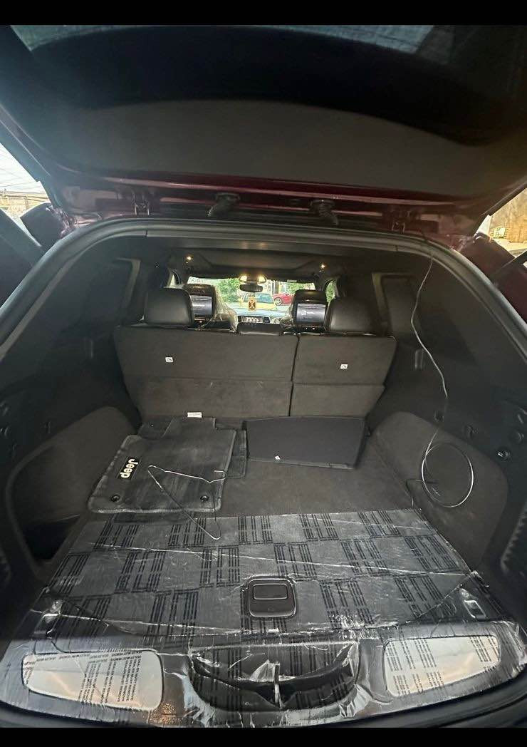 سلام عليكم جيب اوفرلاند موديل2018
خليجيه ماشيه 47
بيه شبر بارد بالباب عكس السايق الخلفي 
سعر 275 ورقه 
سياره باسمي ‬ ‬ ‭0772 452 1457‬
مكان بغداد السيديه الحويقة, كركوك
