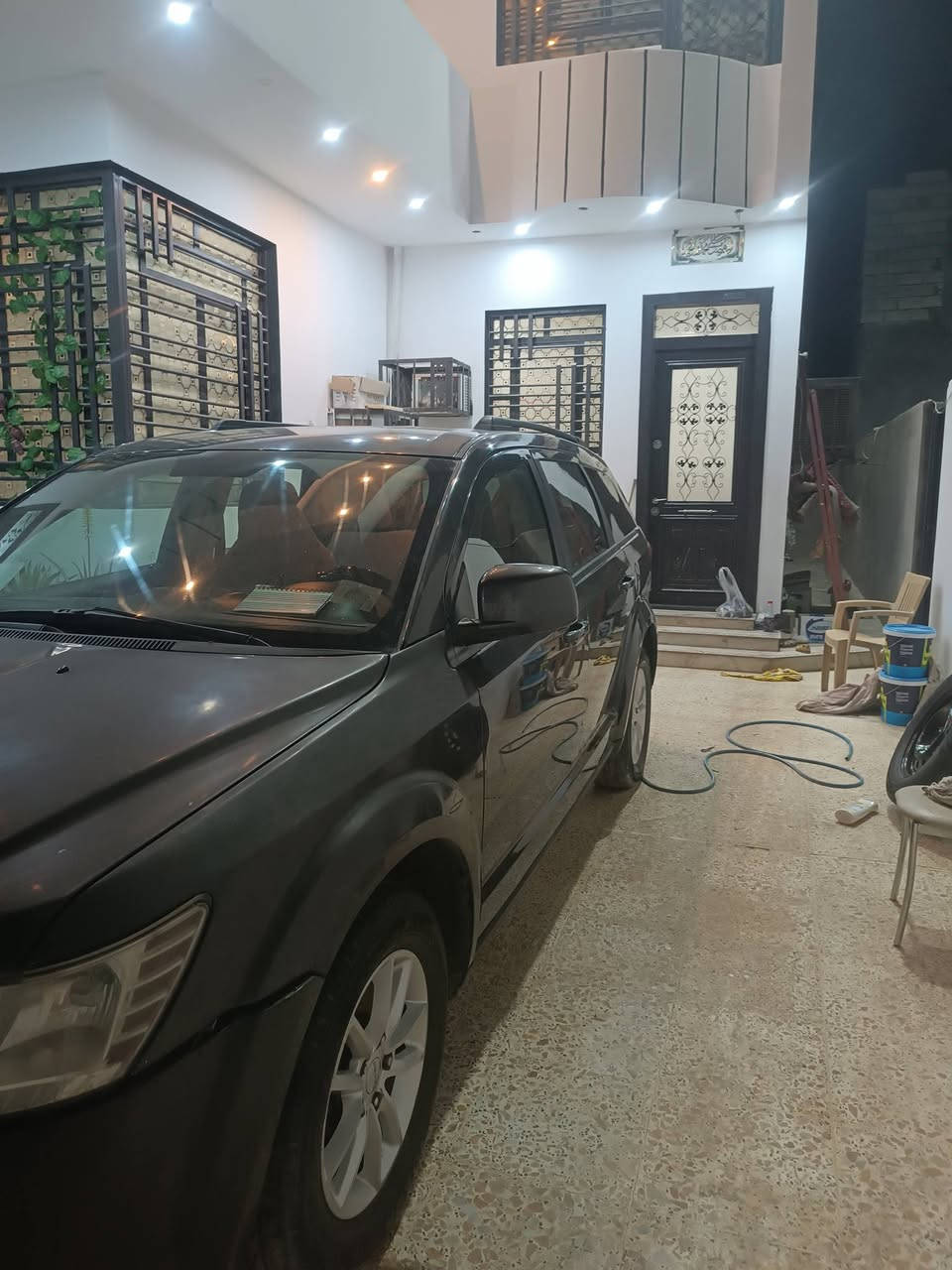 جورني للبيع موديل 2016 مكينه 3600 السيارة كدامك هي وسونارها السيارة كاعدة بس عايزها بعض بعض بعض الملاحضات.. صدر امامي خلفي جديد قبل شهر بدلته تخم تاير جديد سنوية ساقطه يرادلها تجديد ع تحويل تجدد صاحبها موجود بلمثنى يحولك مباشر ثانوي يوم يحول.. السعر 117 وبيها مجال بسيط .. علماً مكان السيارة سامراء ***********
