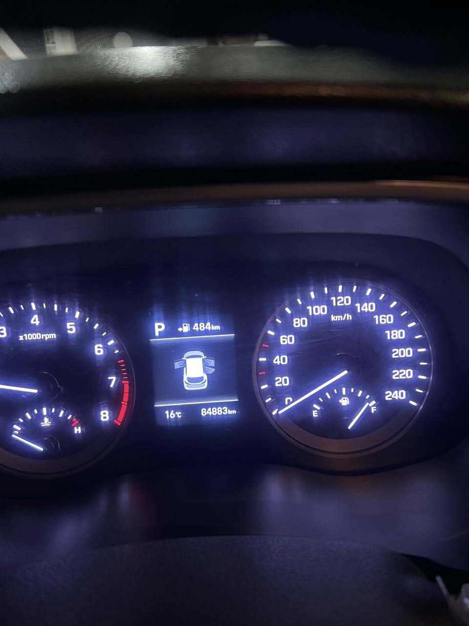 السلام عليكم توسان ٢٠ مكفولة خليجي فول عدا فتحةسقف ماشية ٨٤ كاملة من كلشي تجي وتشوف بعينك سيارة جديدة السعر ٢١٠ عنواني بغداد الغزالية للاستفسار   ‭٠٧٧١ ١٠٧ ٢٠٨٢‬
