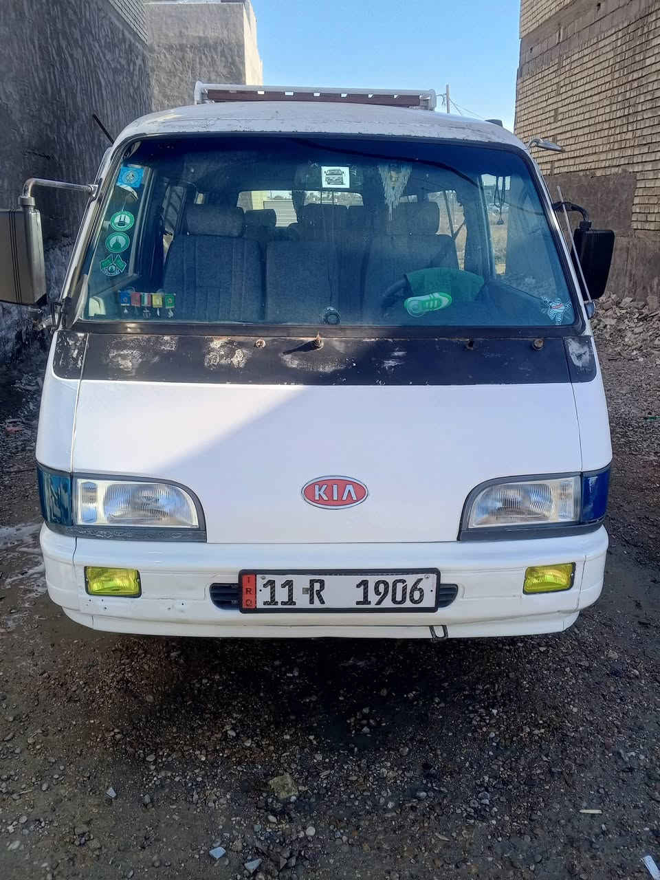 السلام عليكم سياره للبيع موديل 1998 السياره تحويل مباشر السياره معمره جديد السيارع مكينه عل سحك داخل يم وأهاب الجنابي والباقي كله كفاله الخاص مغلق الشراي يخابر رقمي ***********
و ***********
