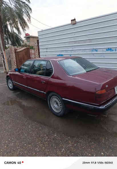 السلام عليكم ……من رخصة الادمن 

للبيع / BMW موديل 1989 مكينه 3000 مفتوح حجم 730
سياره مابيها ضربه صدر امامي خلفي 75% 
رقم بغداد تحويل مباشر  سنويه بأسمي  
كشنات كهرباء تحكم كامل مع مسند الرأس كهرباء هم 
باتري جديد  سلايد شغال كهربائيات كلها شغاله +اناره داخليه كلها شغاله البلادية 
بيها بس الدعاميه الاماميه بلاديه فقط خلعت اثر طخه الطابق الاسفل مالتها وطخه بالچملغ الايمن موضحه بالصوره 
للاستفسار اكثر 
***********
متواجد نت ورصيد 
سيارة مكانها بغداد
السعر 50 وبيها مجال
