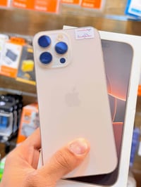 ايفون 16 برو ماكس • ٢٥٦ • بطارية ٩٣