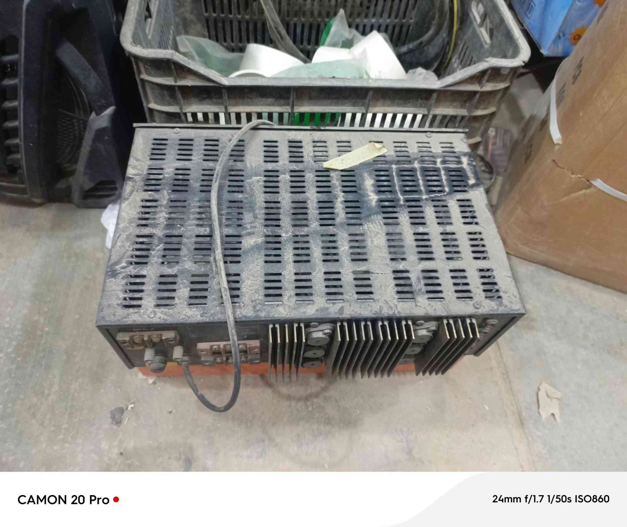 جهاز سستم صوت مال جوامع الكبير وليس الصغير يشتغل سماعه بوق وسماعه ورقي شرط شغال واي شي اني بل خدمه ترجعه وتشلع عيوني السعر خاص يرجا مراسله الصفحه او الاتصال برقم ***********
