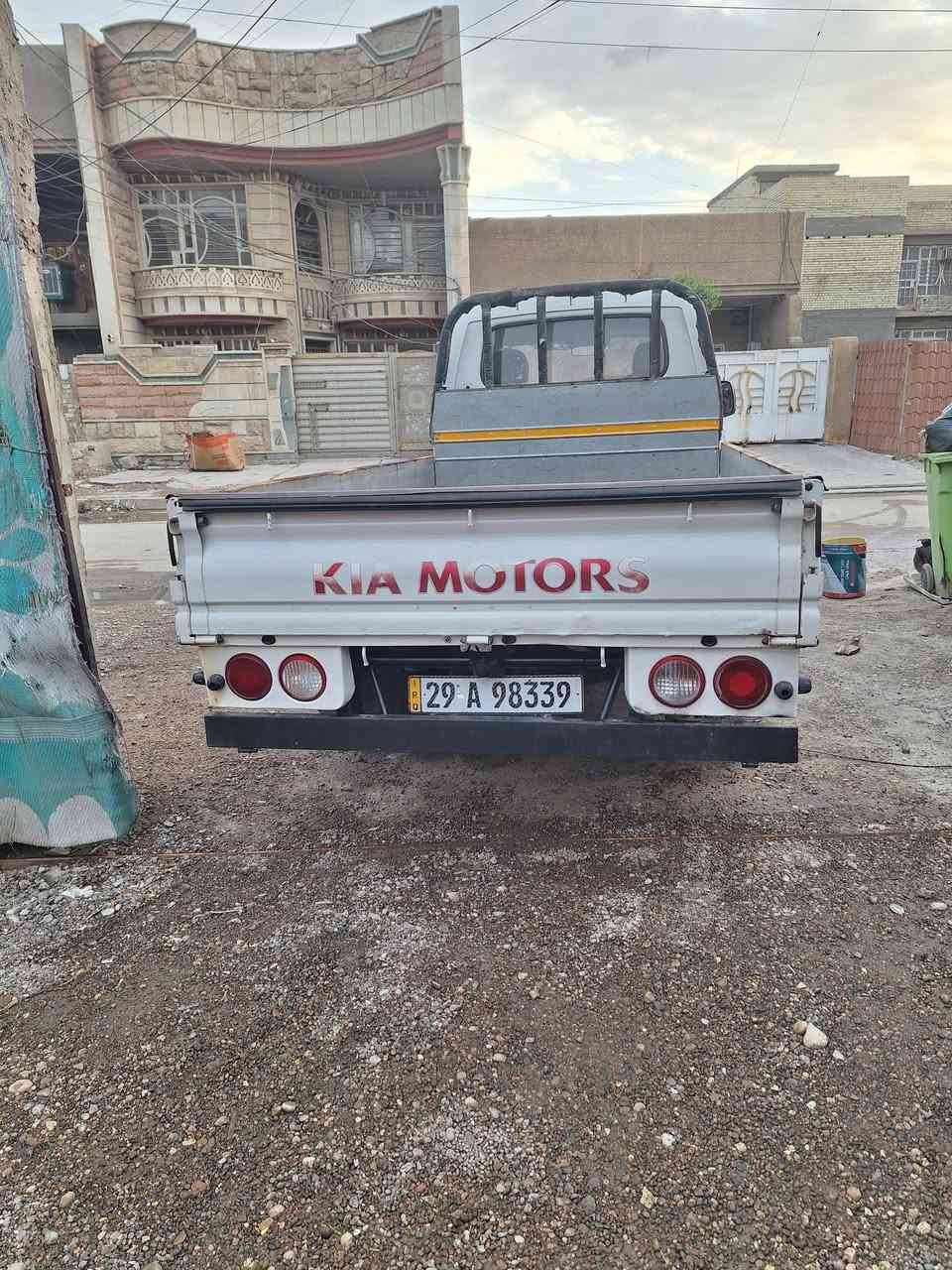 كيه للبيع موديل ١٩ سياره جديده
مكانه المشتل حي الرئاسة قرب جامع النقيب 
السعر ١٢٥ رقم التلفون ***********
