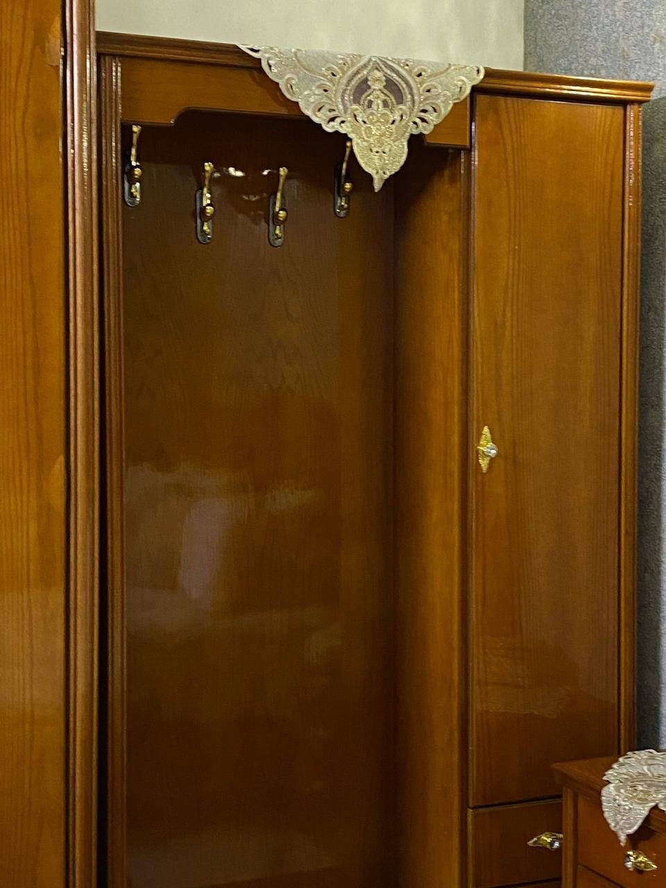 للبيع غرفة نوم نظيفة جدا للاستفسار
***********
