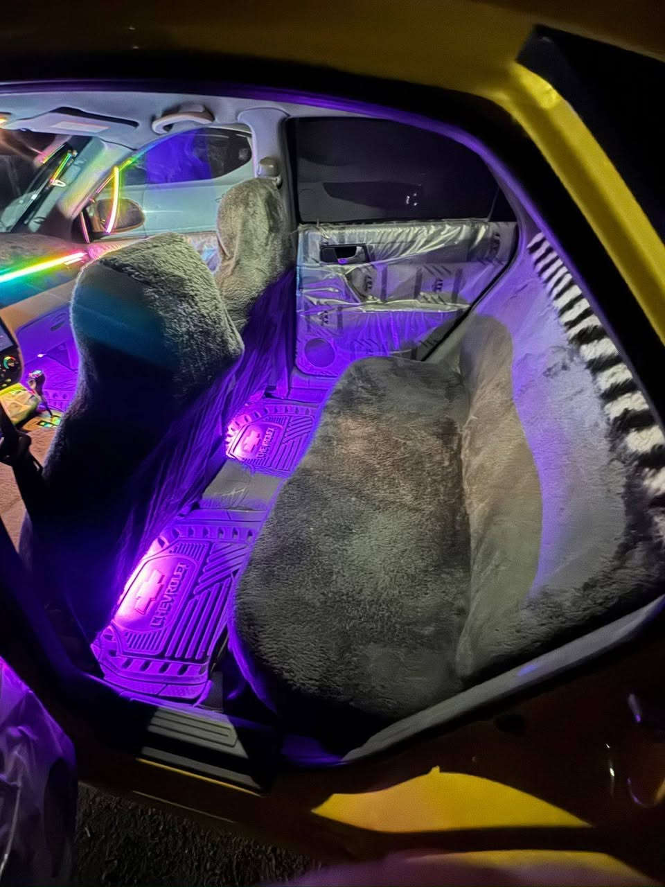 سلام عليكم سياره اوبتره ٢٠١١ للبيع سعر ٦٠ ورقه كير ومحرك كورله تبريد سياره جاهزة العنوان بصره هارثه قرب مشروع الماء البصره الموحد مقابل ملعب كرة القدم موبايل ***********
