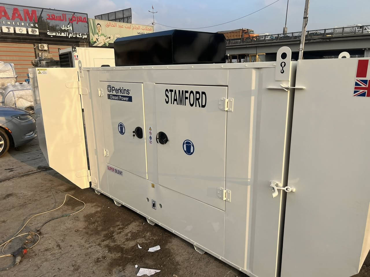 السلام عليكم تتوفر لدينا جميع انواع المولدات بمختلف الاحجام ابتداء من 13 kva الى 2000 kva 
بكافة المناشئ العالمية 
  Perkins الانكليزي الاصلي 🇬🇧🇬🇧🇬🇧🇬🇧
مع توليدلوري سمر فرنسي اصلي بضمان سنة او 1000 ساعة 
Cummins الامريكي معمل الهند 
مع راس توليد ستامفورد بضمان سنتين او 2000 ساعة 
Isuzu الياباني مختلف القياسات والاحجام 
مع توليد ستامفورد الانكليزي بضمان سنة او ١٠٠٠ ساعة 
ريكاردو البيركنز الصيني بضمان سنة او ١٠٠٠ ساعة 
راس توليد ستام فورد 
للاستفسار الاتصال على *********** وتساب او زيارة مقر شركتنا بغداد الكرادة ٥٢ قرب شركة جبس ليز
