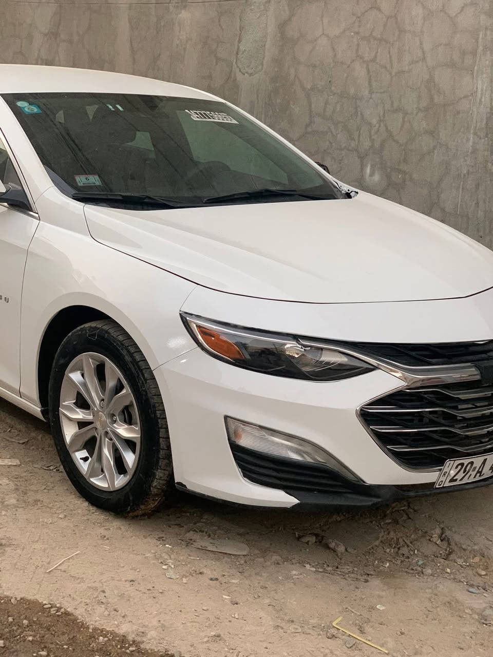 ماليبو 2023 دخول شهر الثامن آخر شهر بالدخول وبدون ايرباك
السلام عليكم ماليبو 2023 مواصفات LT فول عدا البانوراما ماشيه 53mi بدون بجم ولا خلف ولا ايرباك حادثها مرفق بالصور اني معمرها واني الي كاصها ومستوردها واني صلحتها بأيدي لتخابرني وتكلي شبيها مابيها تعال شوف واسولفلك كلشي راسلني وادزلك كلشي من اول ماحطت تايراتها بالكاع لحد هسه بدون لغد بدون شاصي بدون دواخل بدون كلشي تبريد نقصها بس غاز وهم خابرني واسولفلك لان ابن عمي كصها الها وهوه حطها بالنقليات مو من أهل المكاتب
 رقمها واسط معوقين ماتتحول فقط مكاتبه❌
السياره ما طابه الفيتر ولا شايفه الصناعي ولا مصلحها فقط غير الدهن الأصلي والبانزين المحسن الله وكيلك محمد دخيلك وحداديتها جديدة هيه سياره جديدة استخدام شخصي
مكاني كربلاء حي الميلاد سعرها 125$ وبيها مجال كلش بسيط ولا تحاول ويايه حتى الوصولات مال ميناء عندي وشتريد موجود وسعرها من اول ماطلعت مناك لحد هسه
هذا رقمي ***********
