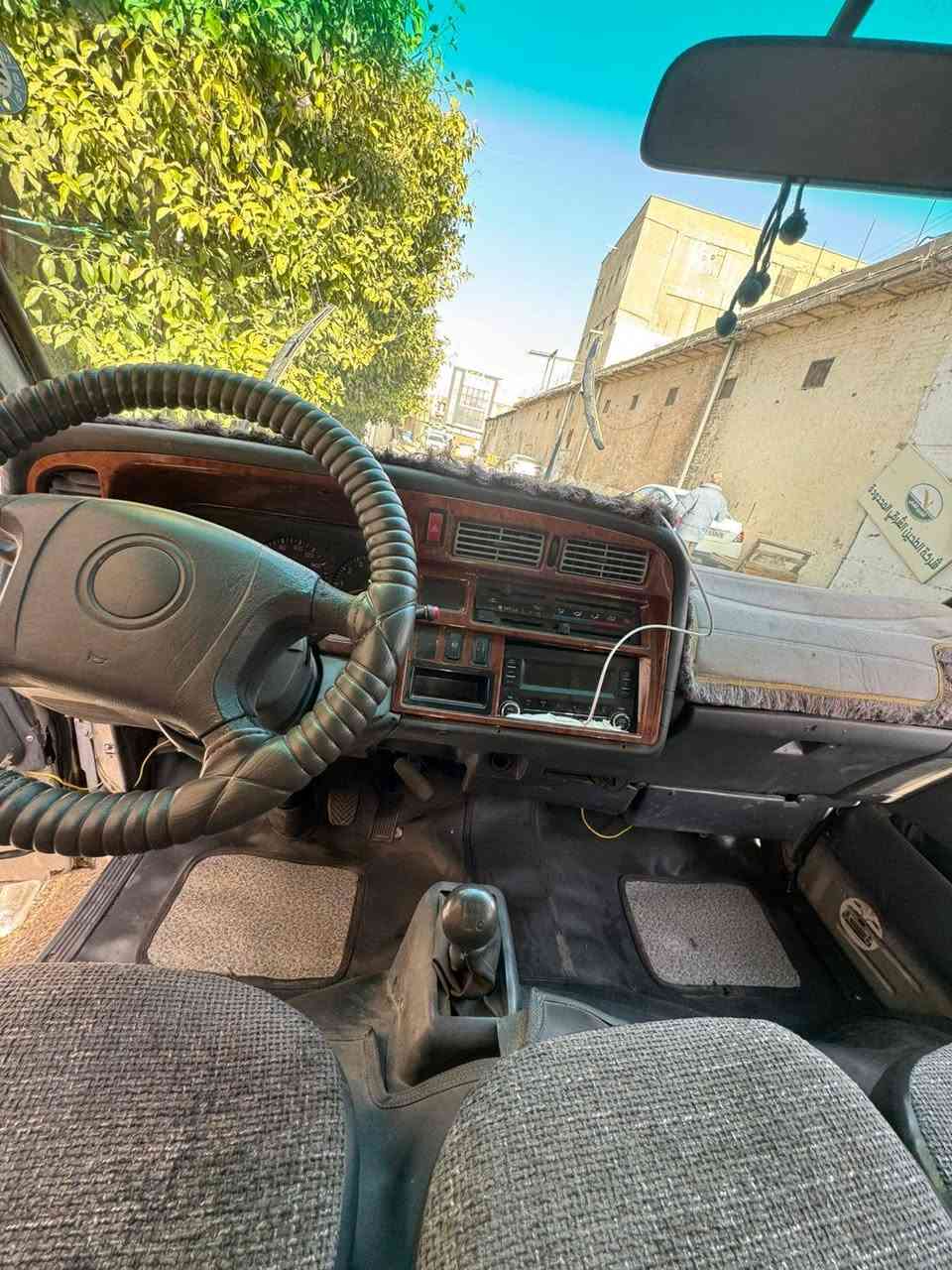 فتون ٢٠١٠ كير محرك واكسل مكفول سياره رقمها احمر شمالي صاحبها موجود سياره نظيفه جدا .
السعر ٦٨ وبيها مجال 
رقم الهاتف ***********
